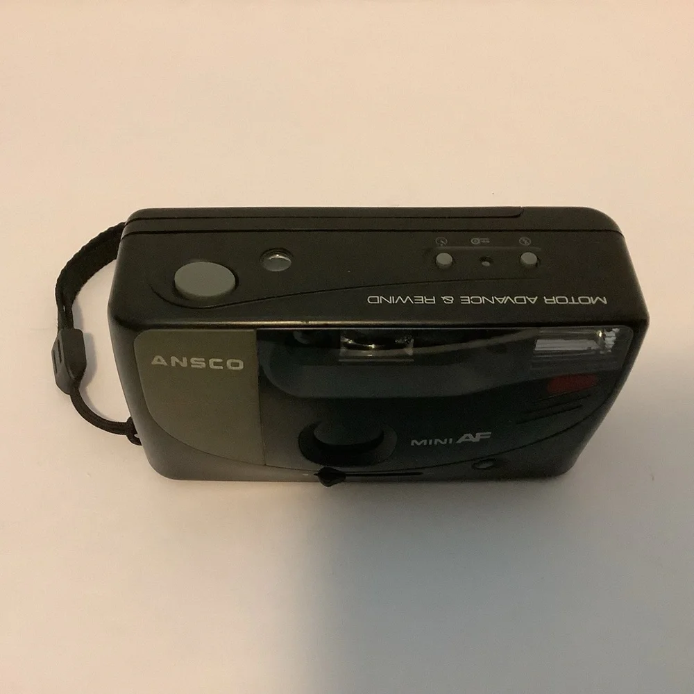 Vintage Ansco Mini AF 35mm DX Film Sensing Motor Advance & Rewind Black Camera
